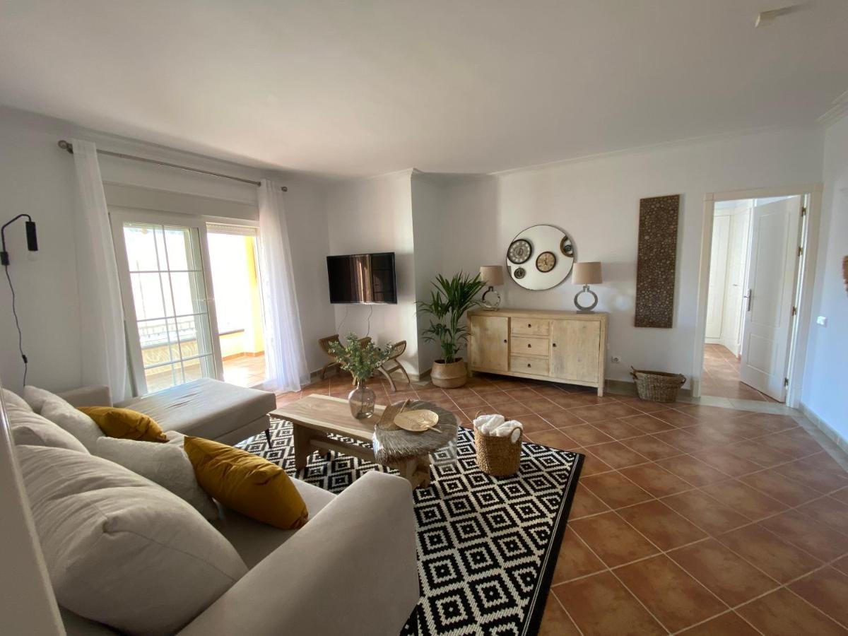 Sol Y Mar Apartment *
